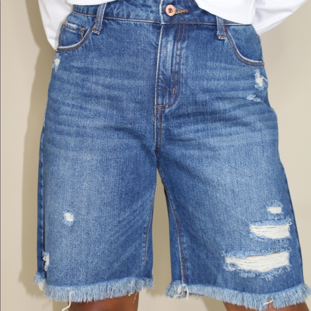High Waisted Bermuda shorts